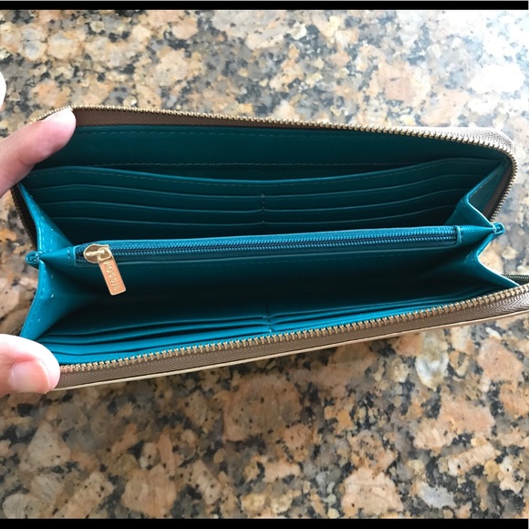 Fossil Gold Long Zipped Wallet🎉 - Picture 3 of 5